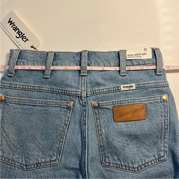 Wrangler 25 x 28 Jeans Wild West 603 High Rise Straight Earthwash Blue NWT